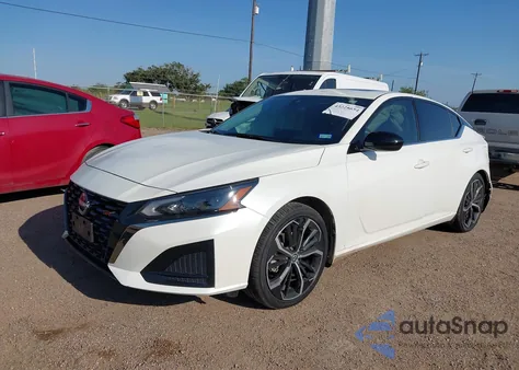 2024 Nissan Altima Sr Fwd из США, поврежденный, VIN 1N4BL4CV6RN415473